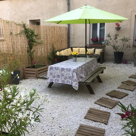 De Charme Lot Apartmán *